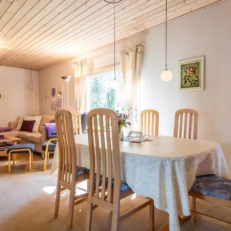 5 Person In Casa de Férias