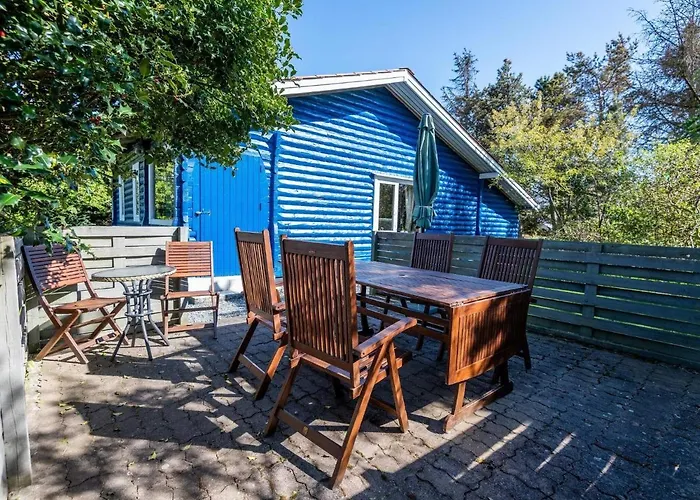 5 Person In Norre Nebel