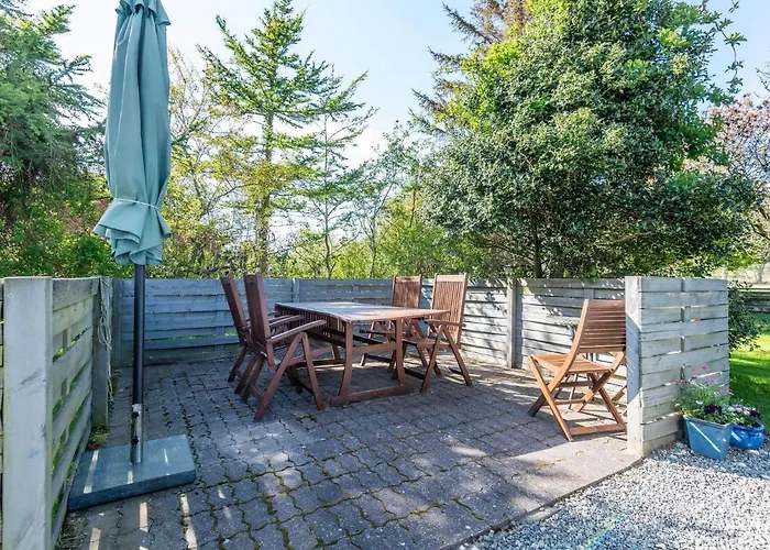 5 Person In * Norre Nebel